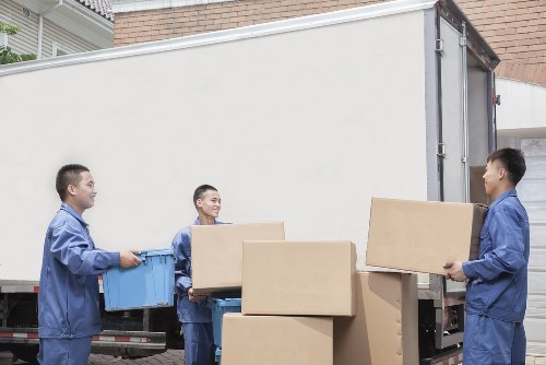 Van loading service for local moves in Colliers Wood