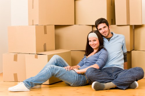 Packing and transport support for office equipment